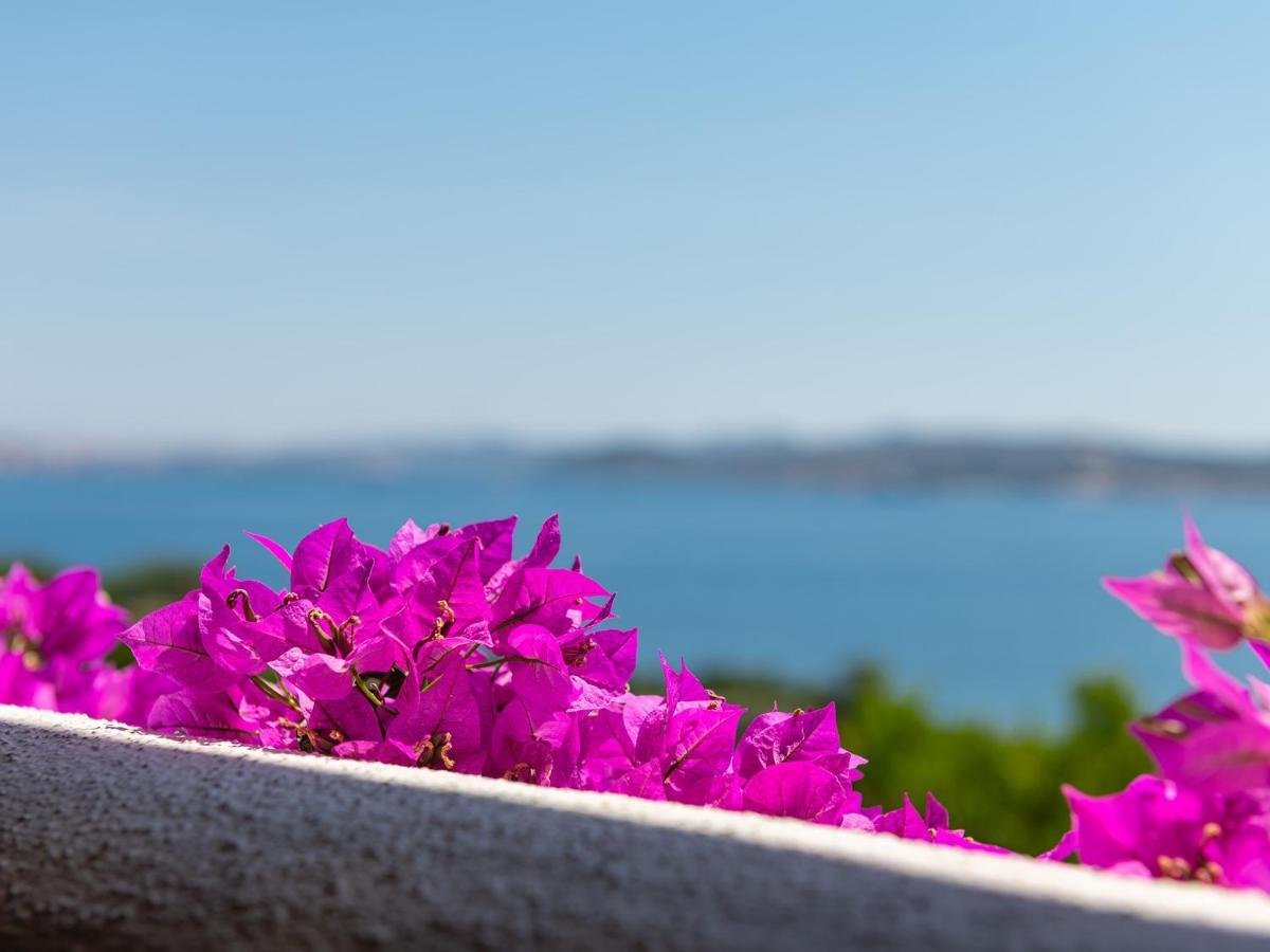 포르토 라파엘 Relais Baia Di Nelson 빌라 외부 사진